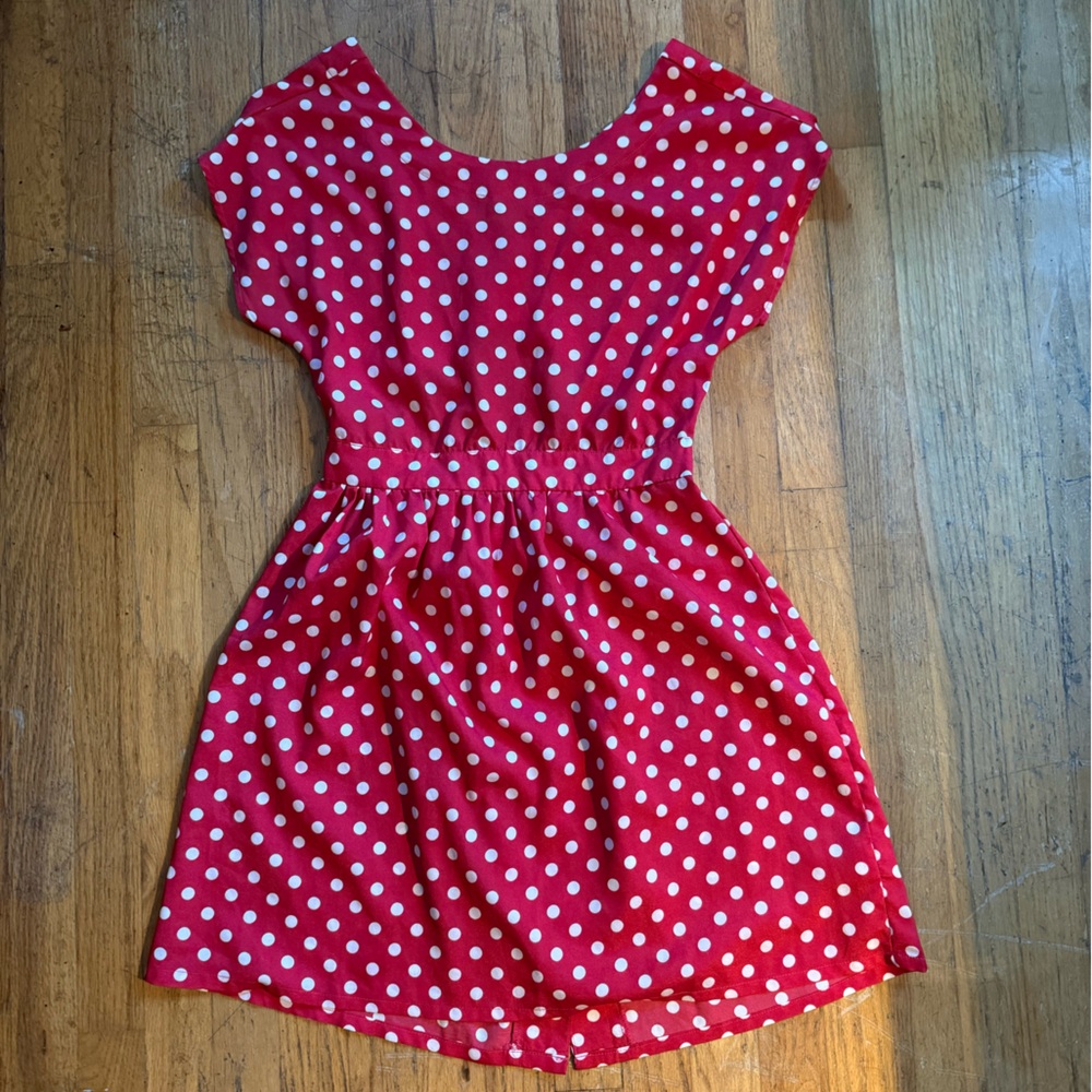 red and white polkadot dress back cut out Sz medium